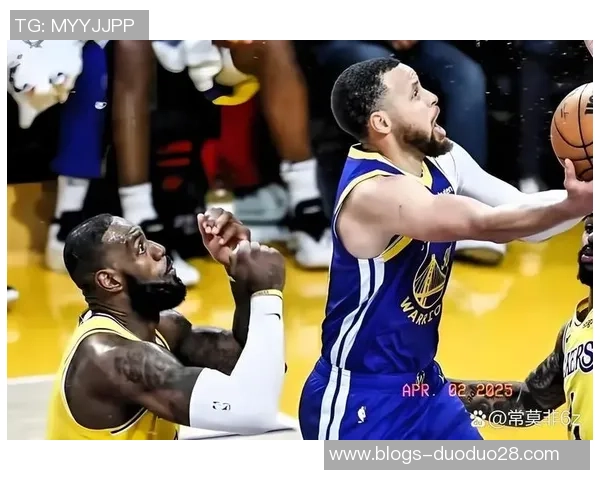 2014年湖人与勇士的经典对决回顾与精彩瞬间分析